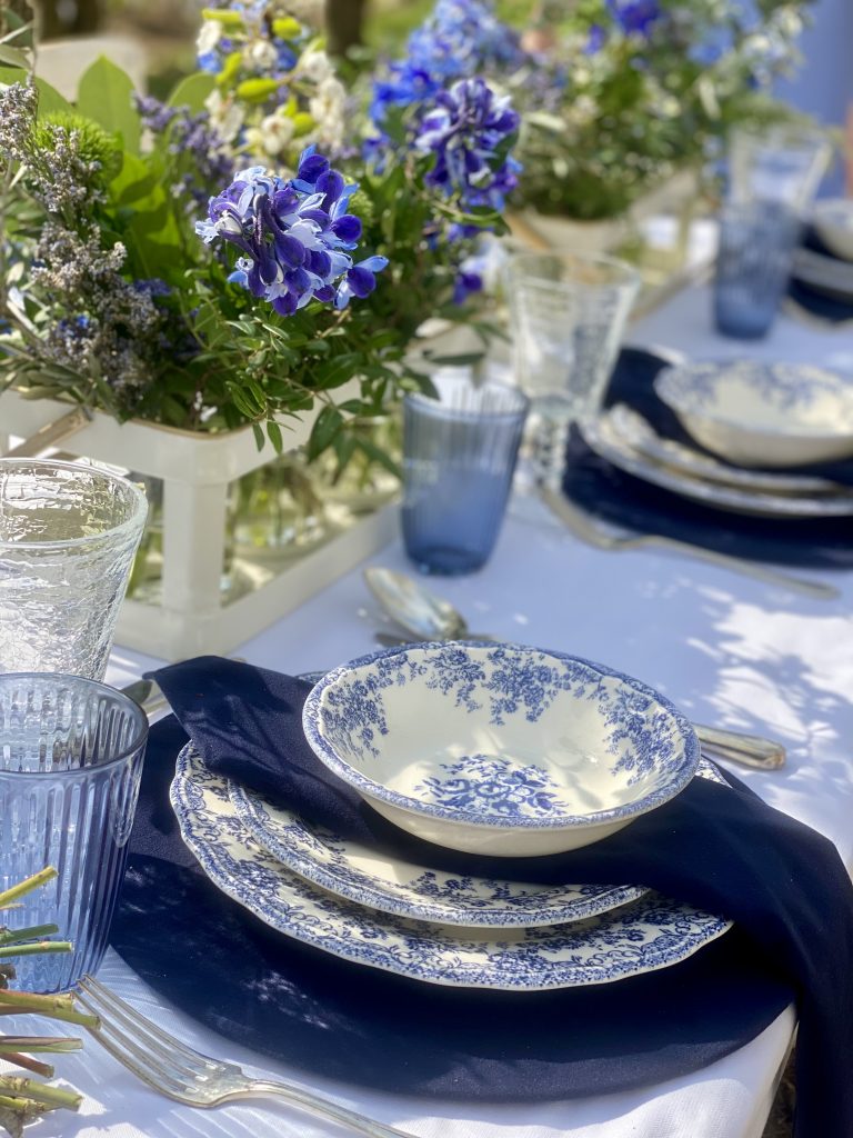 plato cerámica azul